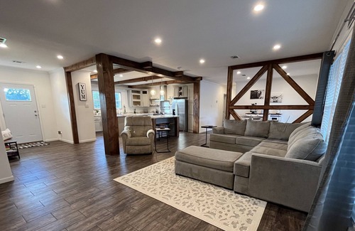 Norman Park Casa | Spacious Home with Pool, Hot Tub, & Deck