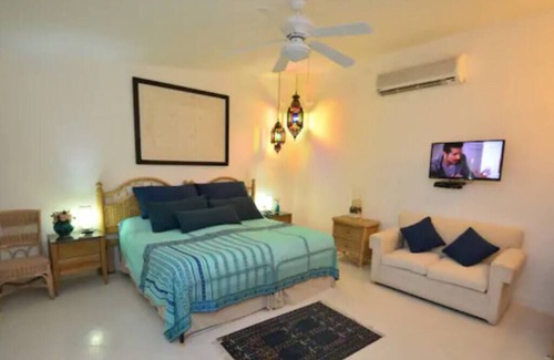 Las Brisas Casa | Spacious House in Las Brisas / Spectacular Terrace