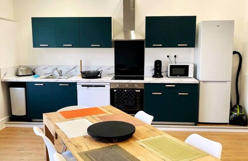 Anzin Casa | Spacious House 12 Pers And 4 Bathrooms, All-comfort