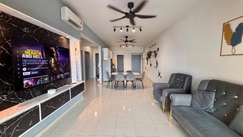 Bayan Baru Apartamento | Spacious HOUSE 4R 8pax WiFi-S Pic-Airport