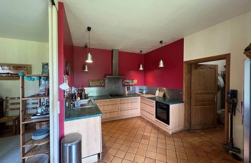 Noblat Casa | Spacious 20+ person house in the heart of nature