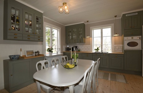 Norra Fagelas Casa | Spacious house in Hjo by Vättern with fantastic views | SE08044