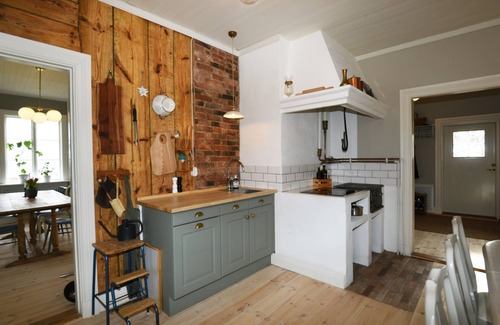 Norra Fagelas Casa | Spacious house in Hjo by Vättern with fantastic views | SE08044