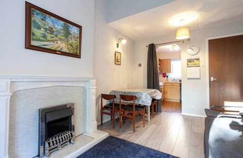 Sheffield Casa | Spacious House in Sheffield Close to City Centre