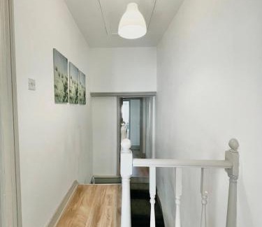 Evelyn Casa | Spacious House in Surrey Quay