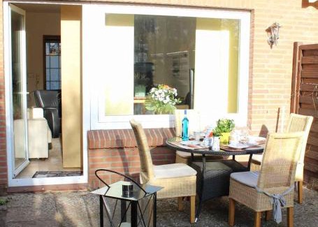 Tinnum Casa | Spacious House in Sylt-Ost, Garden