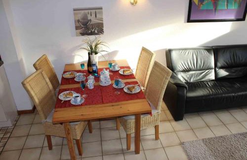 Tinnum Casa | Spacious House in Sylt-Ost, Garden