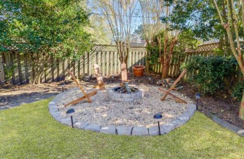 Pooler Casa | Spacious House Near Savannah Airport - 5 BR
