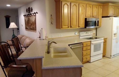 Seneca Casa | Spacious House on the hill , Lake access , quiet, Central to Clemson and Seneca