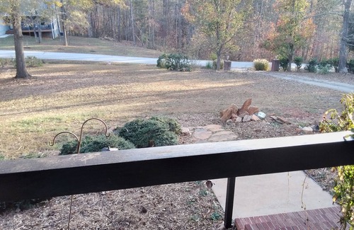 Seneca Casa | Spacious House on the hill , Lake access , quiet, Central to Clemson and Seneca