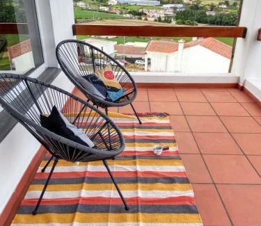 Angra do Heroismo Casa | Spacious House with Sea View in Angra do Heroísmo
