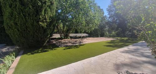 Bagnols-en-Foret Casa | Spacious house with pool in Bagnols en Forêt