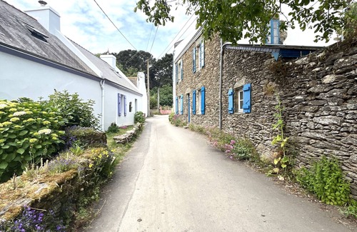 Groix Casa | Casa espaciosa con jardín en el corazón de Lomener