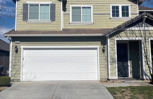 Roosevelt Casa | Spacious house with large back yard near FAT airport and National Parks