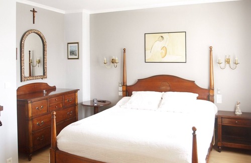 Primelin Casa | ESPACIOSA CASA CON VISTA AL MAR EN UN ENTORNO PLENITUD