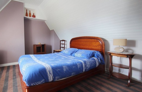 Primelin Casa | ESPACIOSA CASA CON VISTA AL MAR EN UN ENTORNO PLENITUD