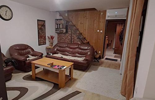 Vozdovac Apartamento | Spacious House with Terrace - Vozdovac
