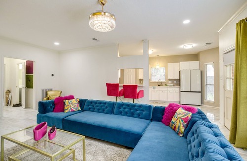 Barker Casa | Spacious Houston Home w/ Patio, Grill & Fireplace!