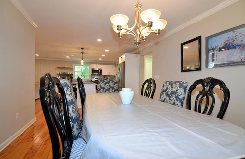 The Pines Casa | SPACIOUS, RENOVATED "IN-TOWN" REHOBOTH BEACH HOME - 84 Kent St.