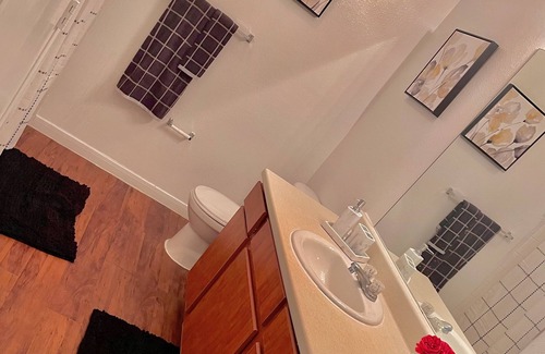 Clodine Apartamento | ⭐️Spacious King Bed Apt. ⭐️ Near Hobby ✈️
