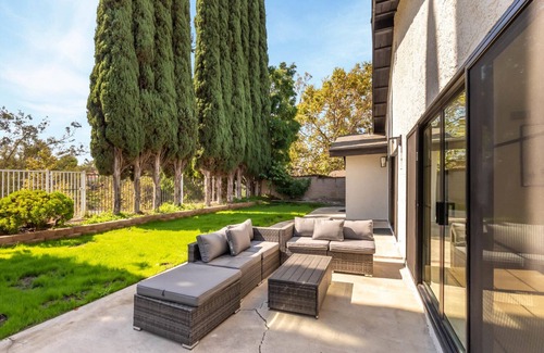 Laguna Hills Casa | Spacious Laguna Hills 3BR, Fully Furnished & Equipped, by Blueground