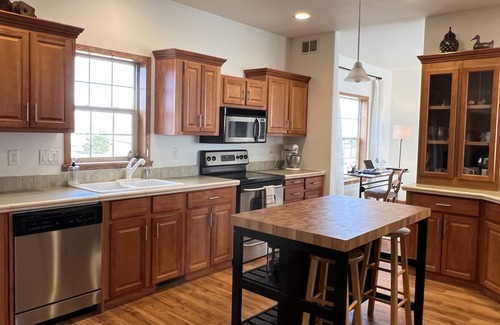 Alexandria Casa | Spacious Lake Home