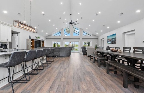 Palm Harbor Casa | Spacious Lake Tarpon Getaway
