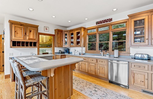 Lake Toxaway Casa | Spacious Lake Toxaway Home with Golf Course Views