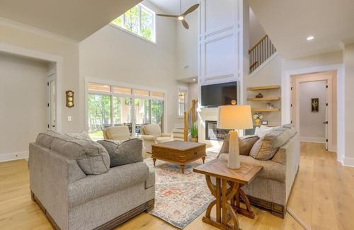 Milledgeville Casa | Spacious Lake Sinclair Vacation Rental with Dock!