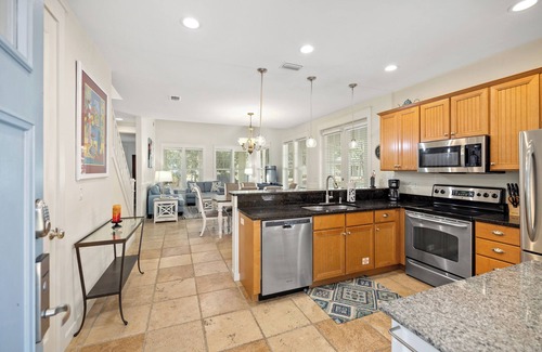 Laurel Grove Casa | 1381LG- Hermosa-grande Laurel Grove con un montón de espacio abierto