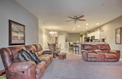 Camdenton Condominio | Spacious Lakefront Condo w/ Views in Camdenton!