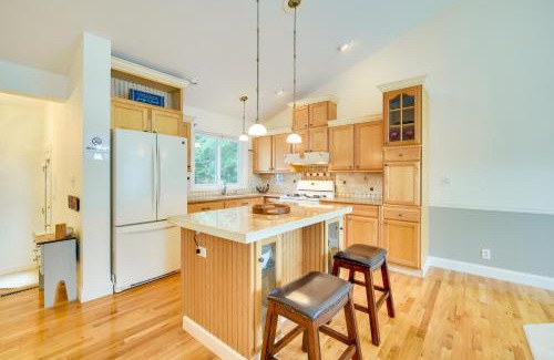 Chetek Casa | Spacious Lakefront New Auburn Home with Sunroom
