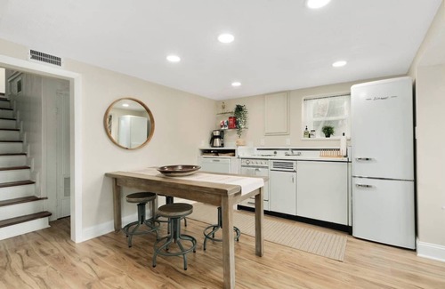 Kansas City Casa | Spacious Lakefront Home w/ 3 Bedrooms | 49