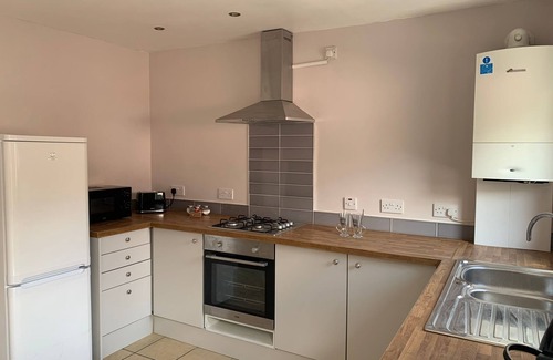Lancaster Casa | Spacious Lancaster City Centre Hide Away With Garden