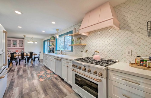 Layton Casa | Spacious Layton Retreat w/ Private Hot Tub!