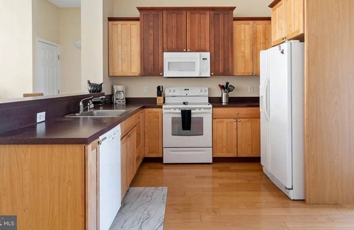 Villages of Five Points Condominio | Spacious Lewes Beach Town Condo
