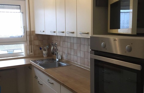 Idstein Apartamento | Amplio, luminoso apartamento, muy buena conexión a tren y autopista.