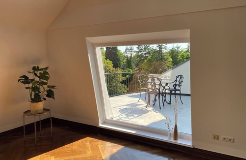 Krefeld Apartamento | Spacious, light-flooded loft apartment with 2 terraces and views of the countryside