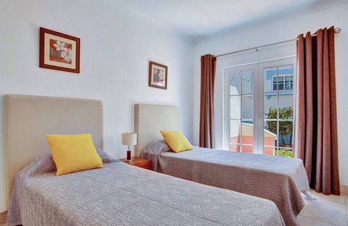 Budens Casa | Spacious Linked Villas, Poolside location, Fibre optic WIFI