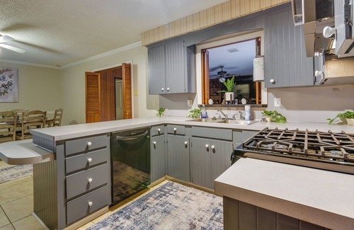 Little Rock Cabaña | Spacious Little Rock Home w/ Patio - 9 Mi to Dtwn!