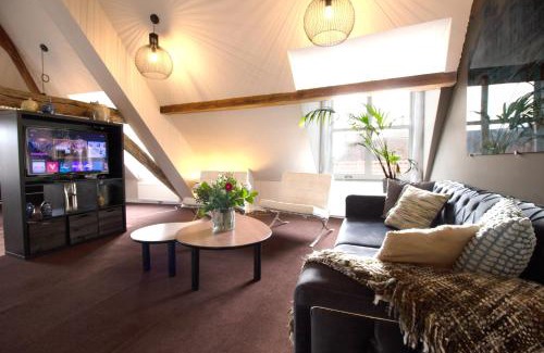 Vianen Apartamento | Spacious loft in listed building
