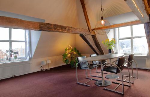 Vianen Apartamento | Spacious loft in listed building