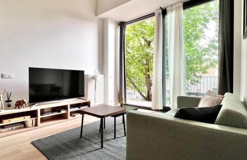 Anderlecht Apartamento | Spacious Loft Up to 4 Guests Comfort & Style in Brussel
