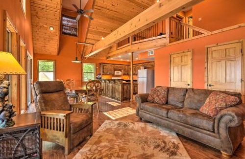 Eureka Springs Casa | Spacious Log Cabin with Fire Pit and Game Room!