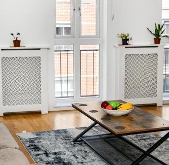 Shoreditch Apartamento | Spacious London Shoreditch 3BR 2 Baths, 2 Balconies,Giant 99" TV, Pool Table, PS4