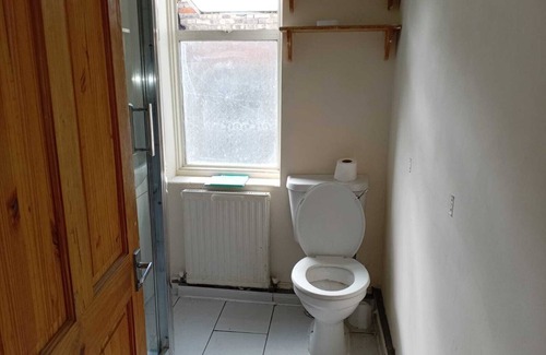 Finchley Church End Apartamento | Spacious lovely double room centred in the heart of London.