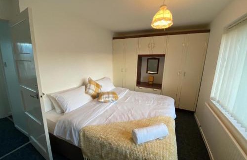 Doncaster Casa | Spacious Luxurious Serviced Accommodation 3
