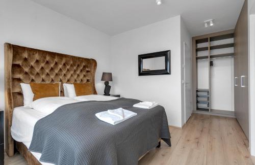 Hliðar Apartamento | Spacious Luxury 3BR Apartment with 2 bathrooms 1003