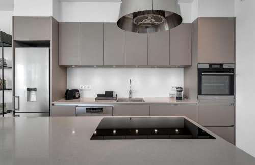 Hliðar Apartamento | Spacious Luxury 3BR Apartment with 2 bathrooms 1003