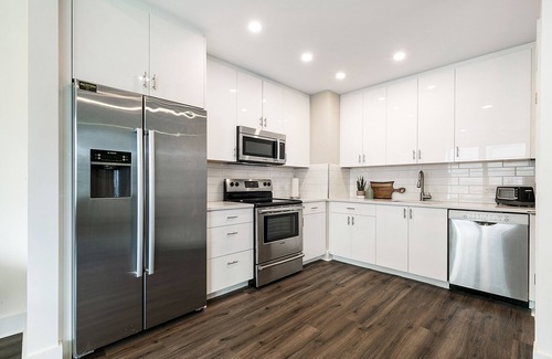 Central Business District Apartamento | Spacious Luxury: 4BR Condo Moments from French Quarter